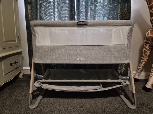 Mamas papas lua bedside - &,