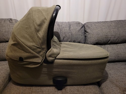 Mamas papas ocarro carry - mamas, cot